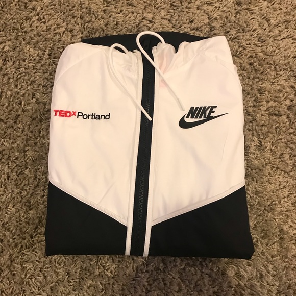 Nike x TEDx Portland Windrunner - Picture 7 of 8